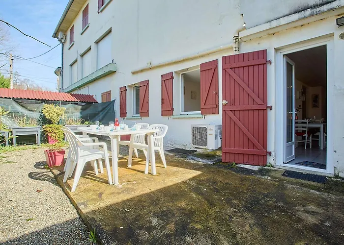 T3 4 Pers. Avec Terrasse, Wifi, Parking, Animaux Admis - Fr-1-841-58 Apartment *