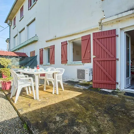 T3 4 Pers. Avec Terrasse, Wifi, Parking, Animaux Admis - Fr-1-841-58 Apartmán *